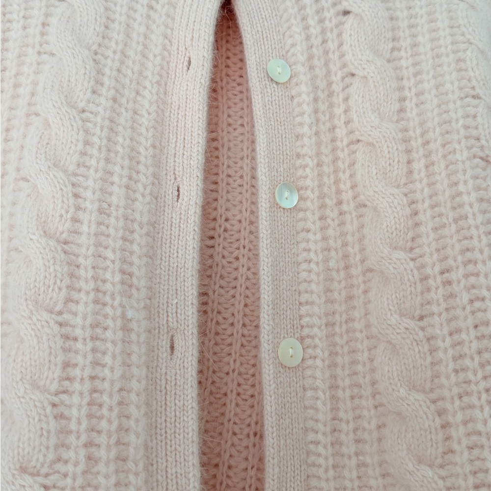 Vintage Lord & Taylor Soft Pink Cable Knit Cardigan Sz M - Picture 2 of 9